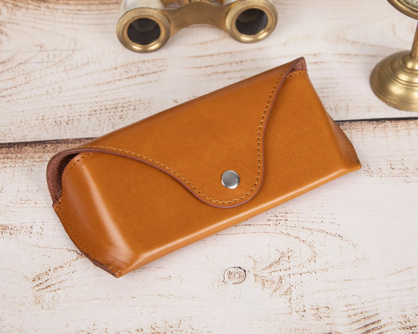 Pinario | Personalized | Leather Glasses Case | Tan